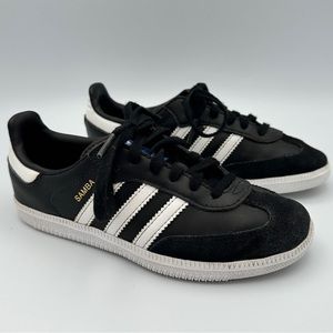Youth Adidas OG Sambas, size 13Y, Excellent Condition!